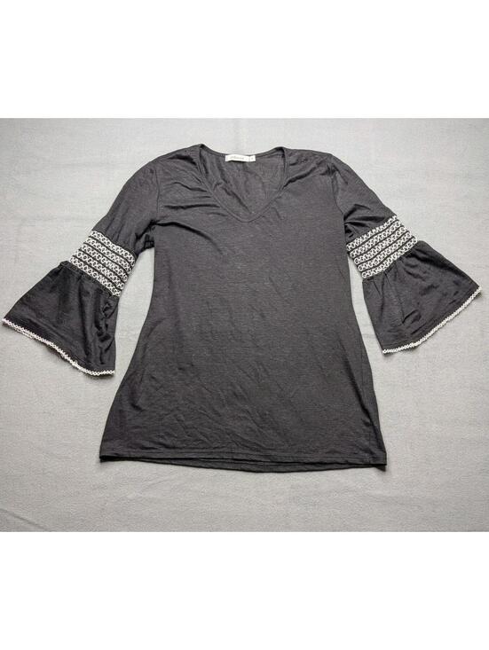 redhaute Tops - Redhaute T-Shirt Womens Small Gray Crochet Bell Sleeve Tunic Top Boho Casual